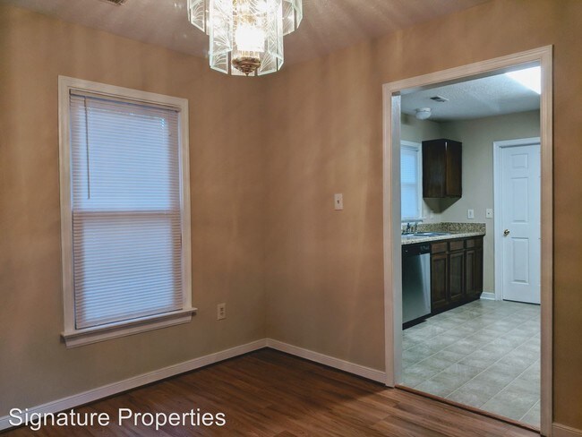 Foto del edificio - 3 br, 2 bath House - 257 Lake Caroline Dr