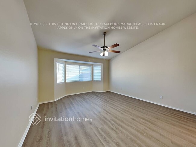 Building Photo - 10760 W Elm Ln