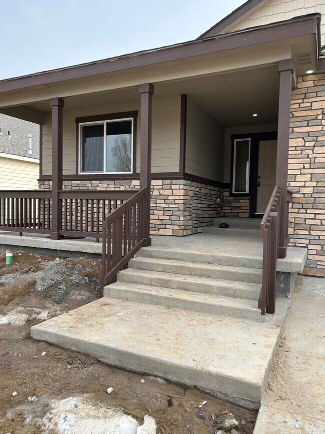 Foto del edificio - 3 bedroom, 2 bath Ranch floor plan.