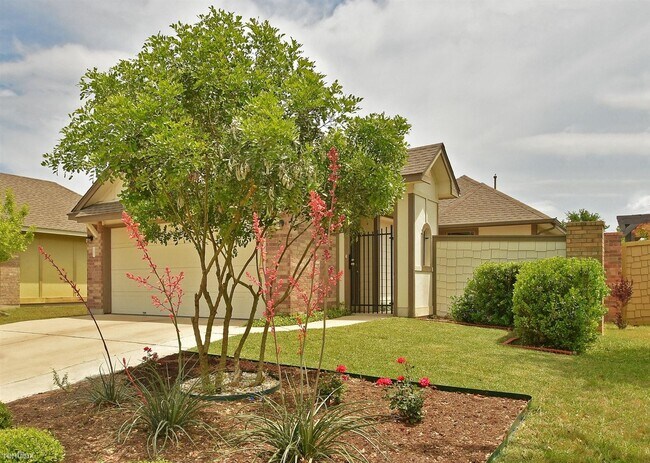 Foto del edificio - 3 br, 2 bath House - 202 Silo St