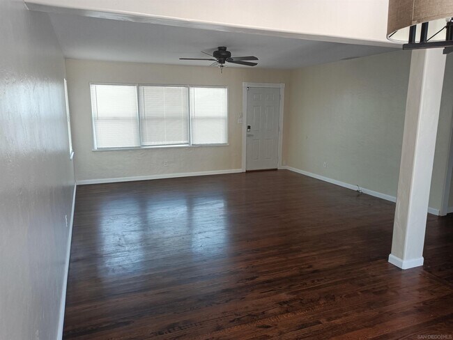 Foto del edificio - 5225 Nannette St