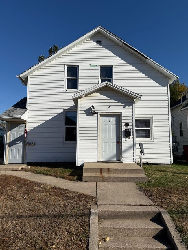 Building Photo - 116 N Van Eps Ave