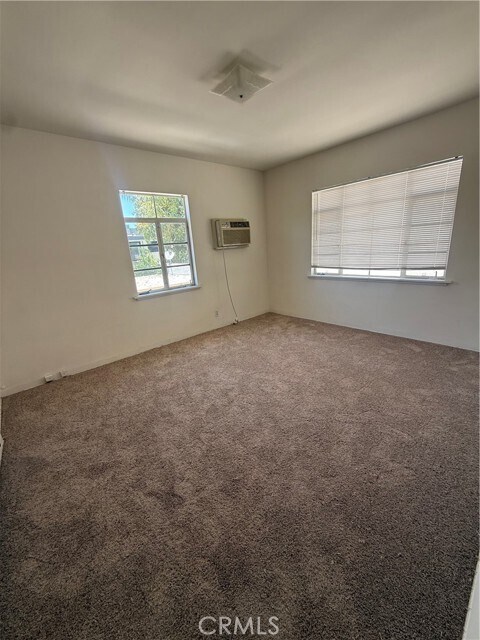 Foto del edificio - 4909 Coldwater Canyon Ave