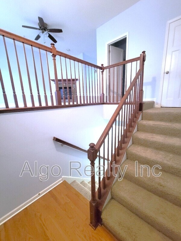 Foto del edificio - 8395 Norwood Ln N