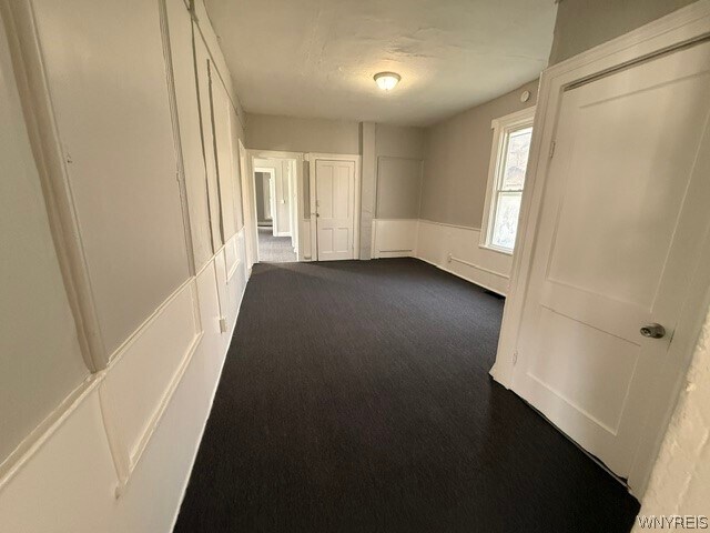 Foto del edificio - 491 Emslie St