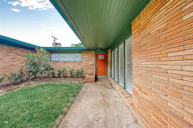 Foto del edificio - 4719 Imogene St