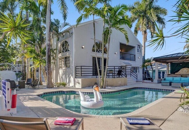 Foto del edificio - 960 NW 4th Ct