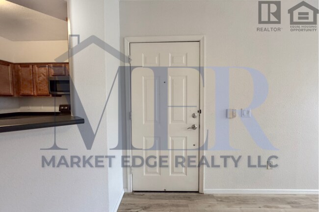 Foto del edificio - 2Bed/1Bath Apt at Thompson Peak/Frank Lloyd Wright! Ready for Immediate Move-In!