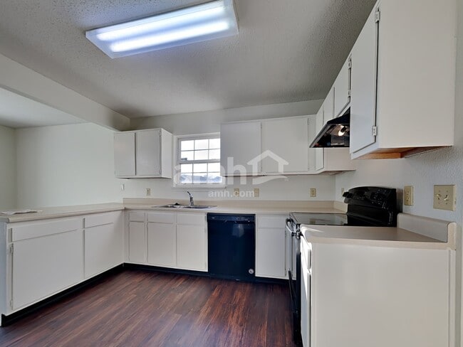 Foto del edificio - 4323 Autumn Crest Ct