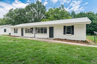 Building Photo - 1 E Westover Dr
