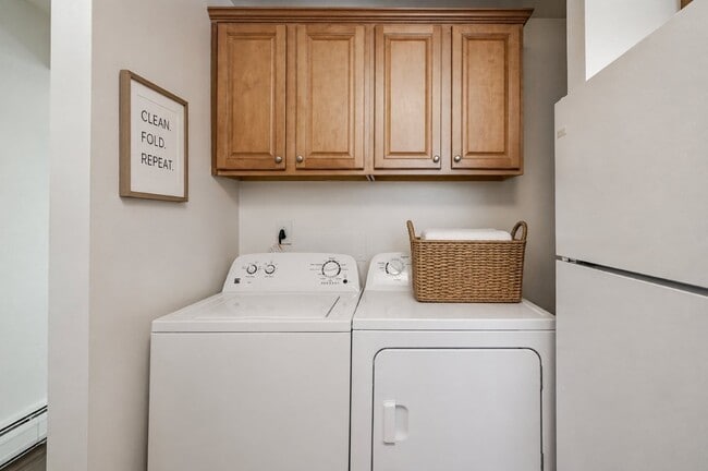 Building Photo - Penbrooke Meadows Apartment Homes