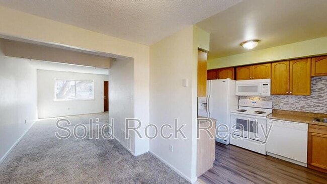 Foto del edificio - 4248 Gills Mill Ct