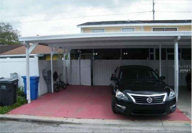 Foto del edificio - 4714 George Rd
