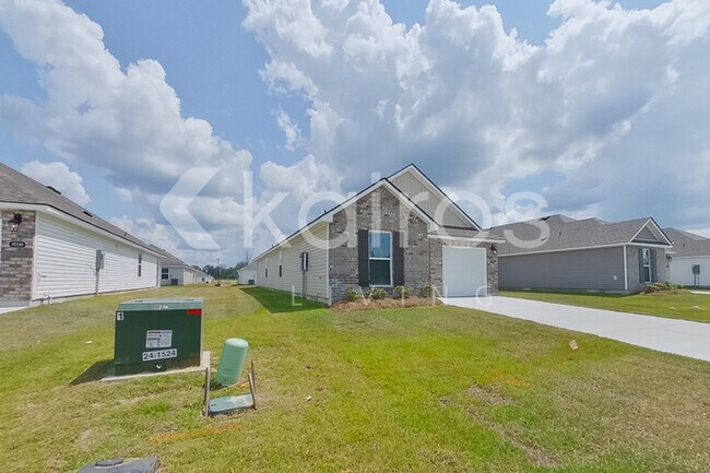 Foto del edificio - 14262 Ruffian Ave