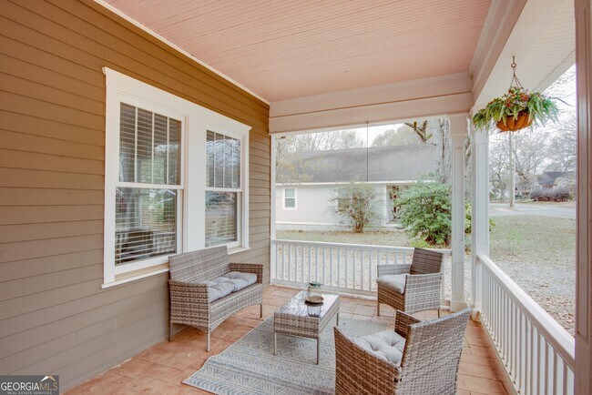 Foto del edificio - 1698 Temple Ave