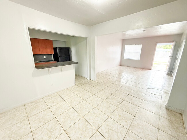 Building Photo - 531 NW 110th St