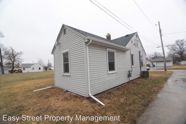 Foto del edificio - 2 br, 1 bath House - 210 E 3rd Ave.