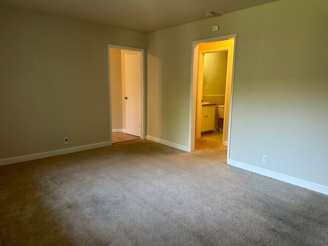 Foto del edificio - 9014 --- CHURCH 31