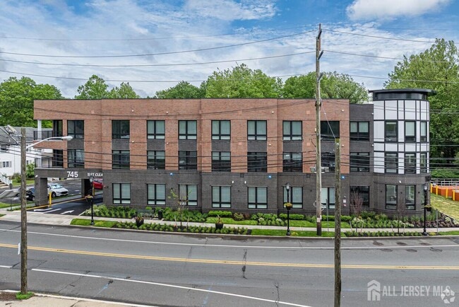 Building Photo - 745 Bound Brook Rd