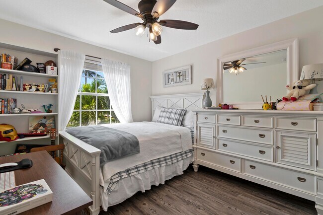 Foto del edificio - 7826 Sienna Springs Dr