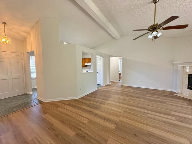 Building Photo - 2086 Magnus Ln
