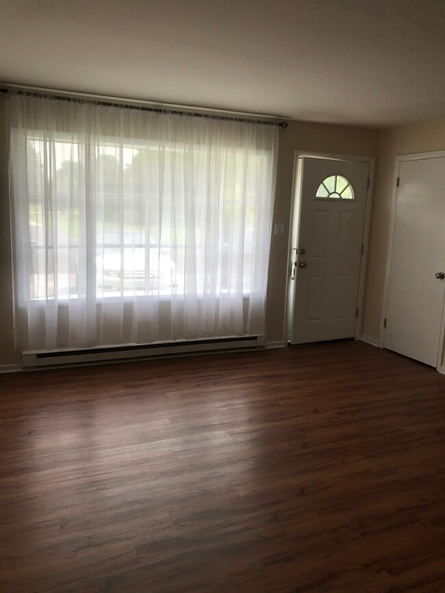 Building Photo - 508 Berkshire Ln