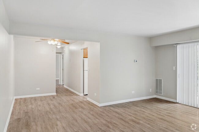 2BR, 1BA - 925SF - Dining Room - The Jeffersonian