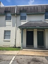 Building Photo - 2325 W Pensacola St