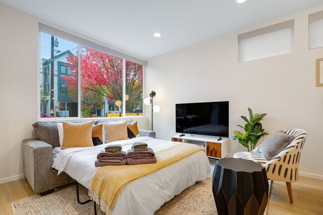 Foto del edificio - 8042 14th Ave NW