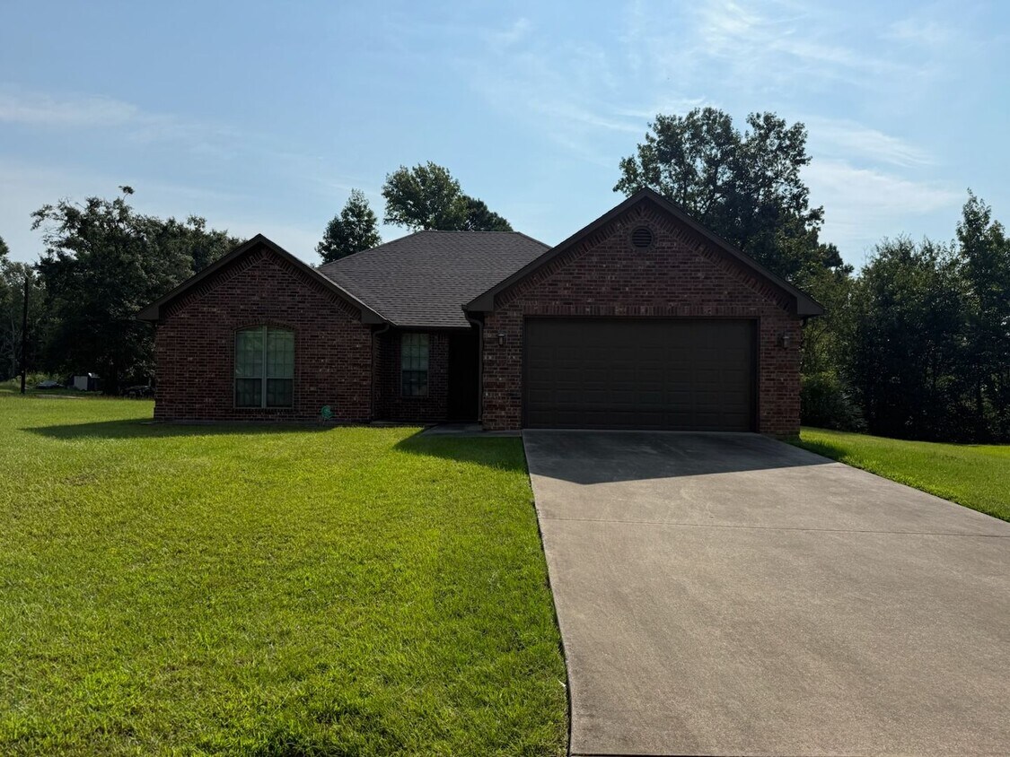 Foto principal - 134 County Rd 25