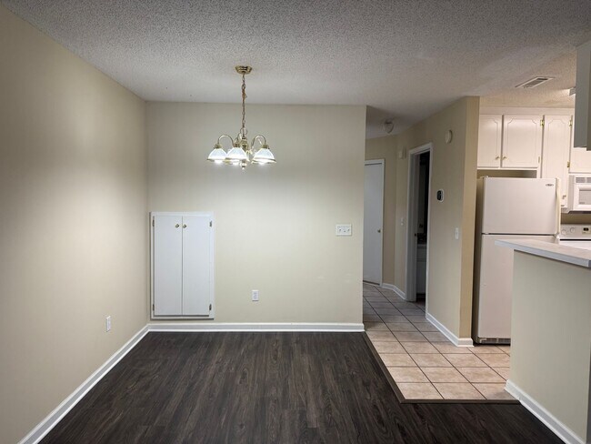 Foto del edificio - 115 Woodberry Dr