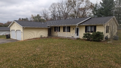 Building Photo - 538 4 Mile Rd NW