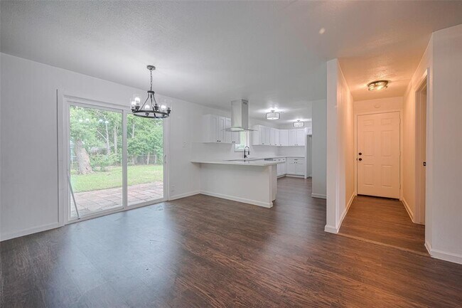 Foto del edificio - 2112 Walnut Ln