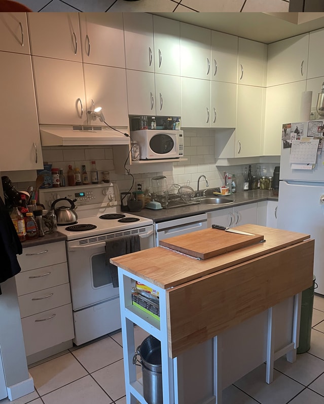 Building Photo - 409 Swift St