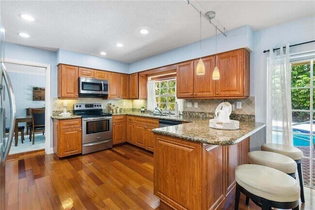 Foto del edificio - 2265 NE 30th Ct