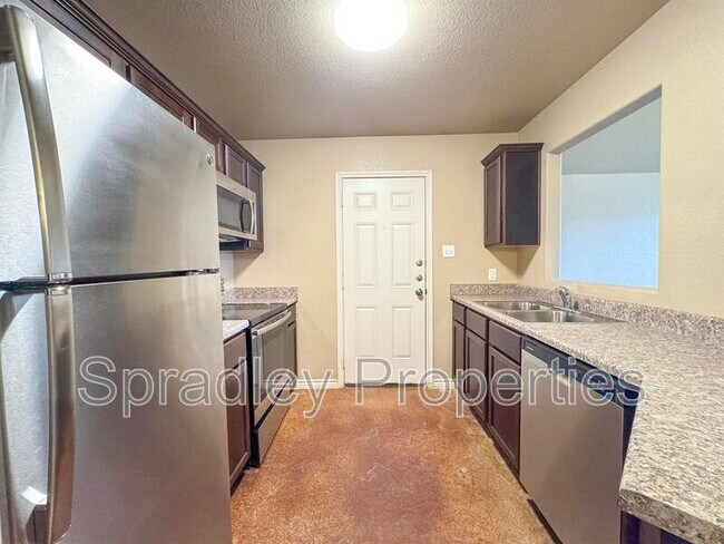 Foto del edificio - 1548 Vani Ct