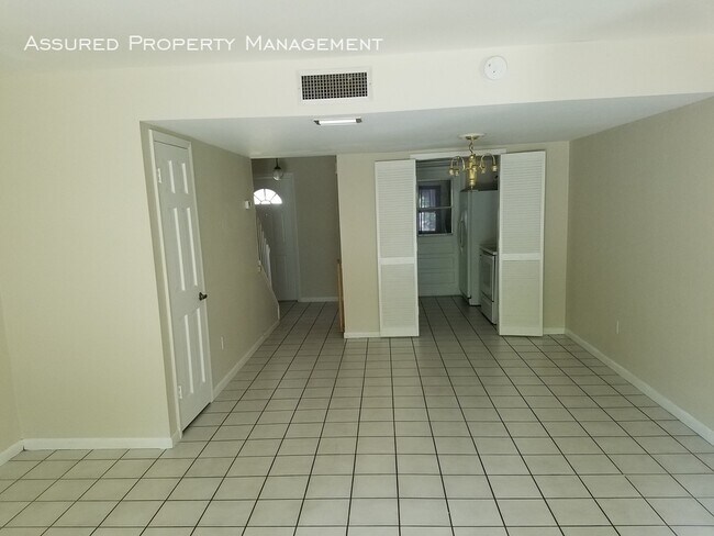 Foto del edificio - 1440 Ridgewood Ave