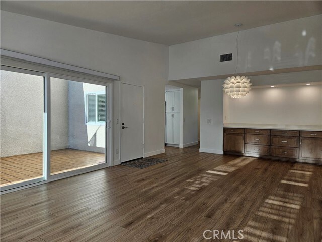 Foto del edificio - 8933 Modesto Cir