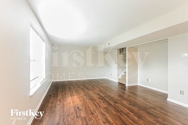 Foto del edificio - 2814 Rothe Ln
