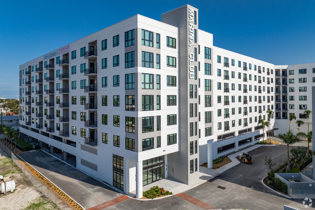 Primary Photo - Marina Club Apartment homes