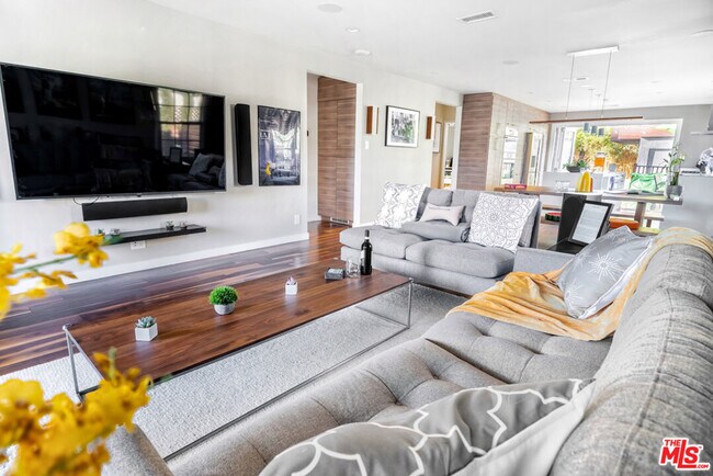 Foto del edificio - 3769 Greenwood Ave