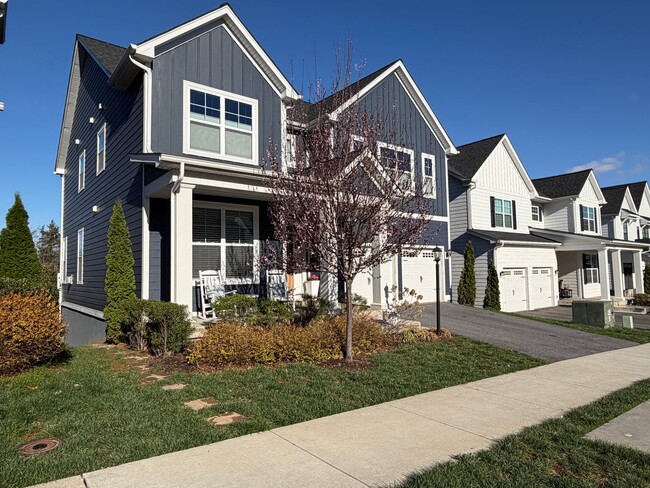 Building Photo - 1078 Delphi Ln