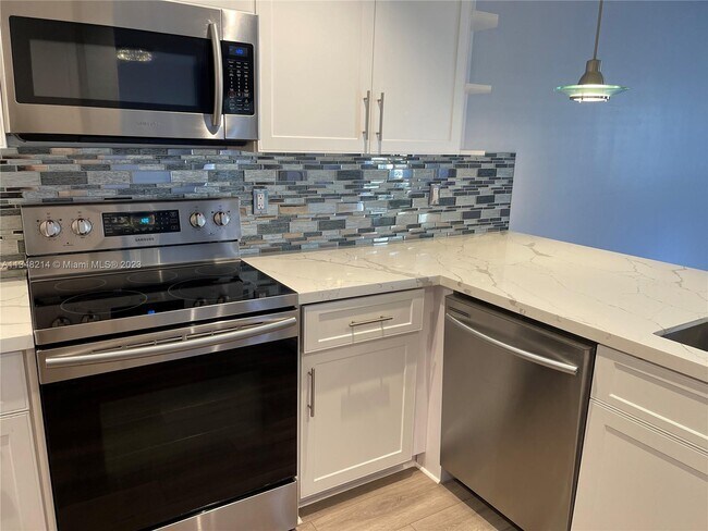 Foto del edificio - 9251 NW 55th St