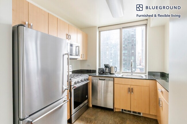 Foto del edificio - 561 10th Ave