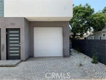 Foto del edificio - 1143 Irolo St