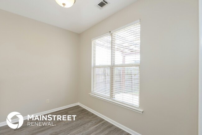 Foto del edificio - 1025 Washington Ct