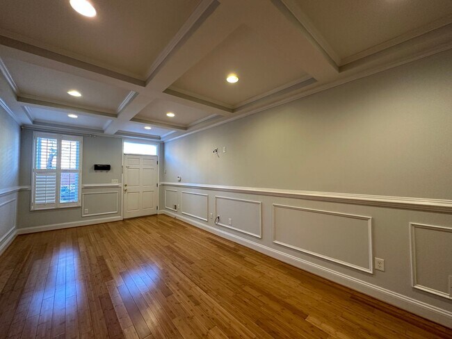 Foto del edificio - Charming 3 Bedroom/2.5 Bathroom Townhome in Fells Point, Baltimore, MD!