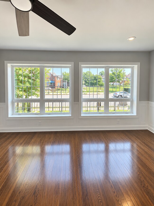 Foto del edificio - 1327 S Fairfield Ave