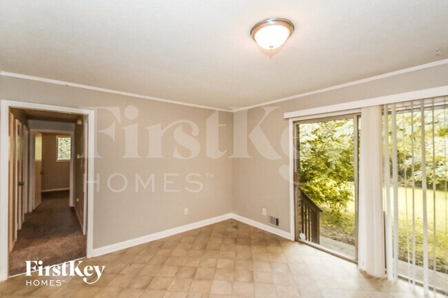 Foto del edificio - 2836 Bomar Rd