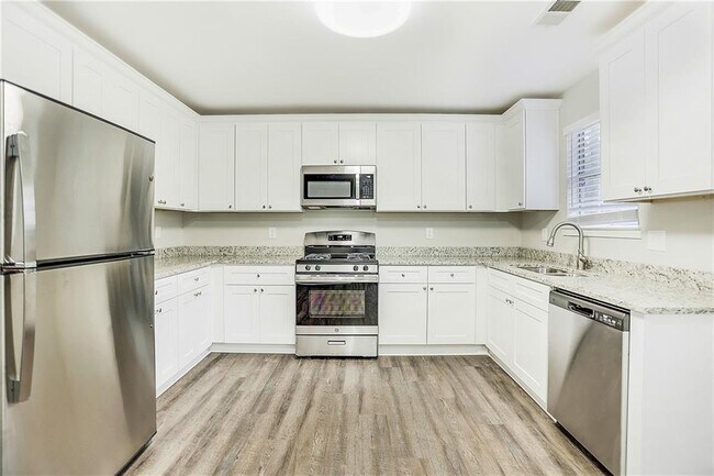 Building Photo - 30 Mabry Rd